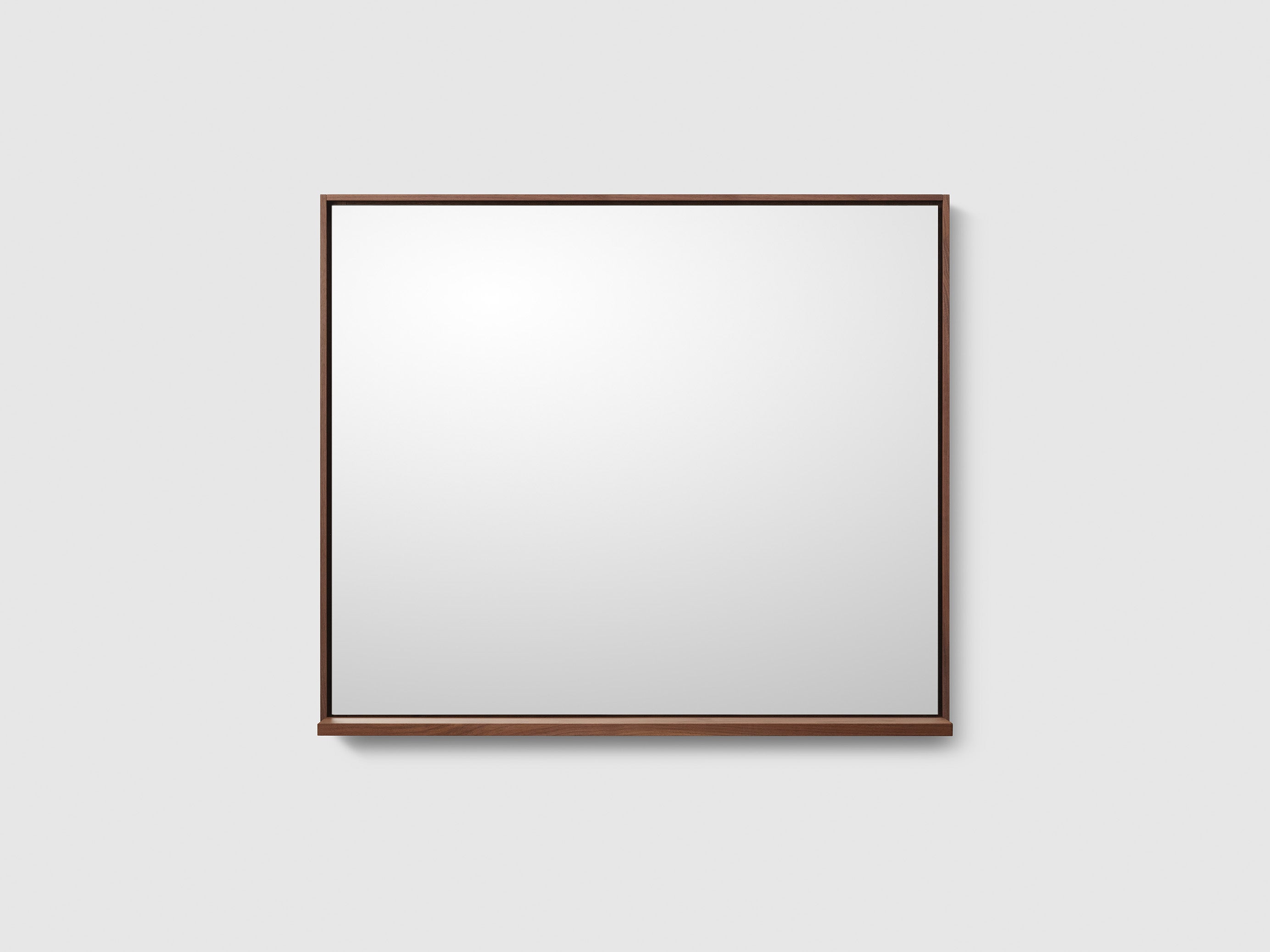 M7/100x86 - Walnut Wood with shelf