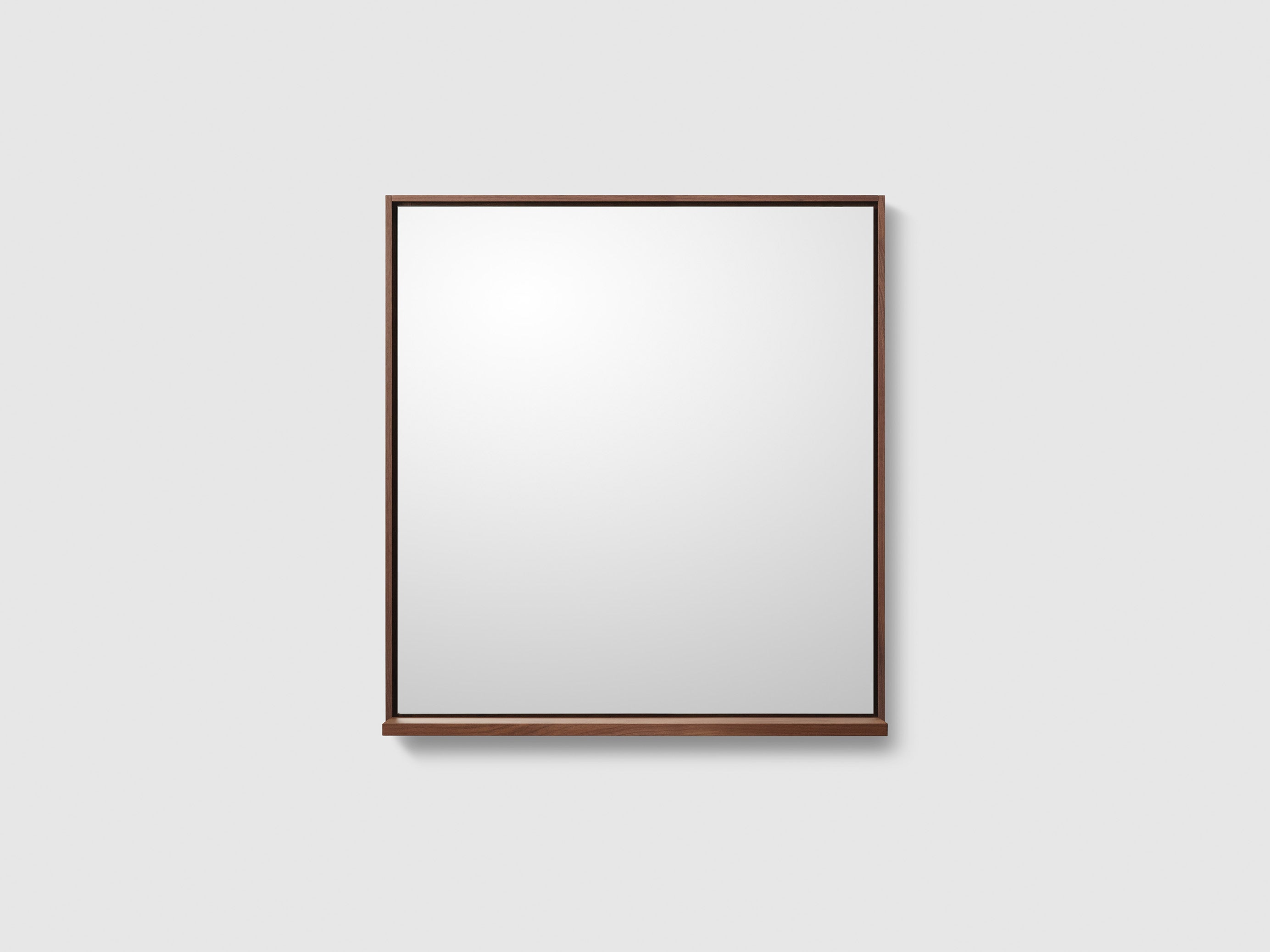 M7/80x86 - Walnut Wood with shelf